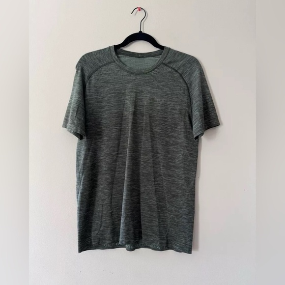 lululemon athletica Other - Lululemon Men’s Swiftly Tech Crewneck Short Sleeve Tee Size Medium Green EUC
